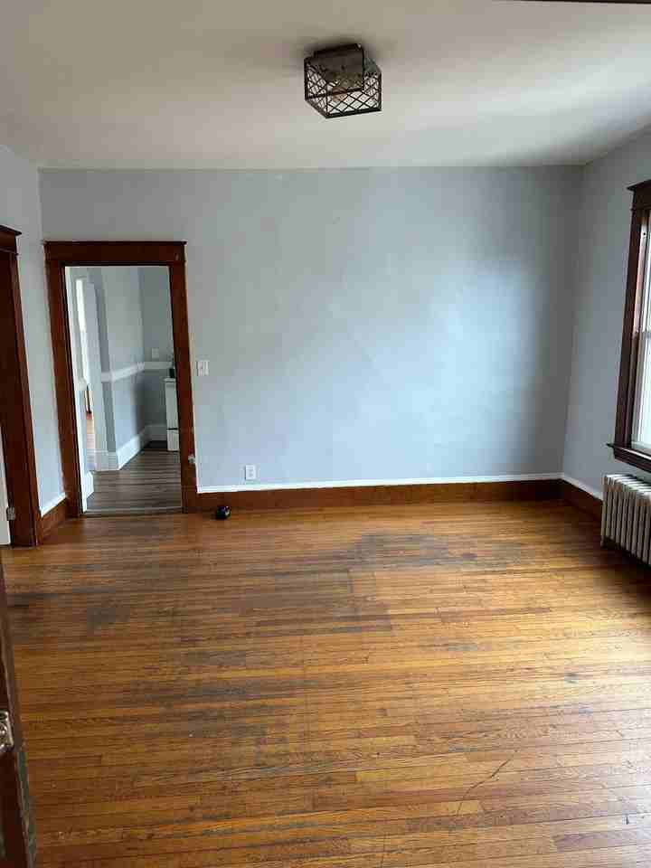124 Pine St #2 - Photo 4 of 11