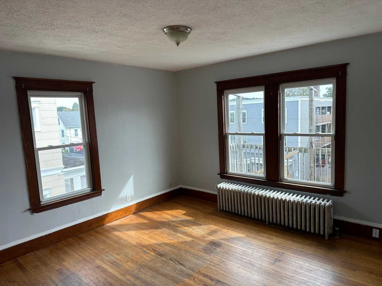 124 Pine St #2 - Photo 7 of 11
