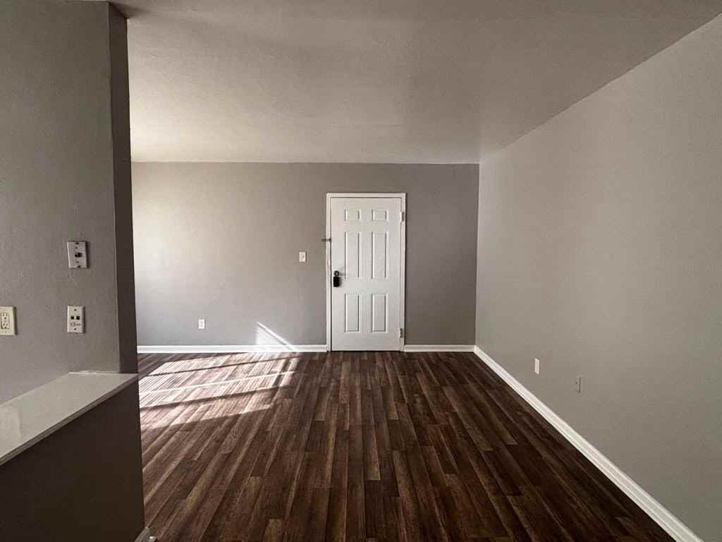 13955 Superior Rd #102 - Photo 4 of 8