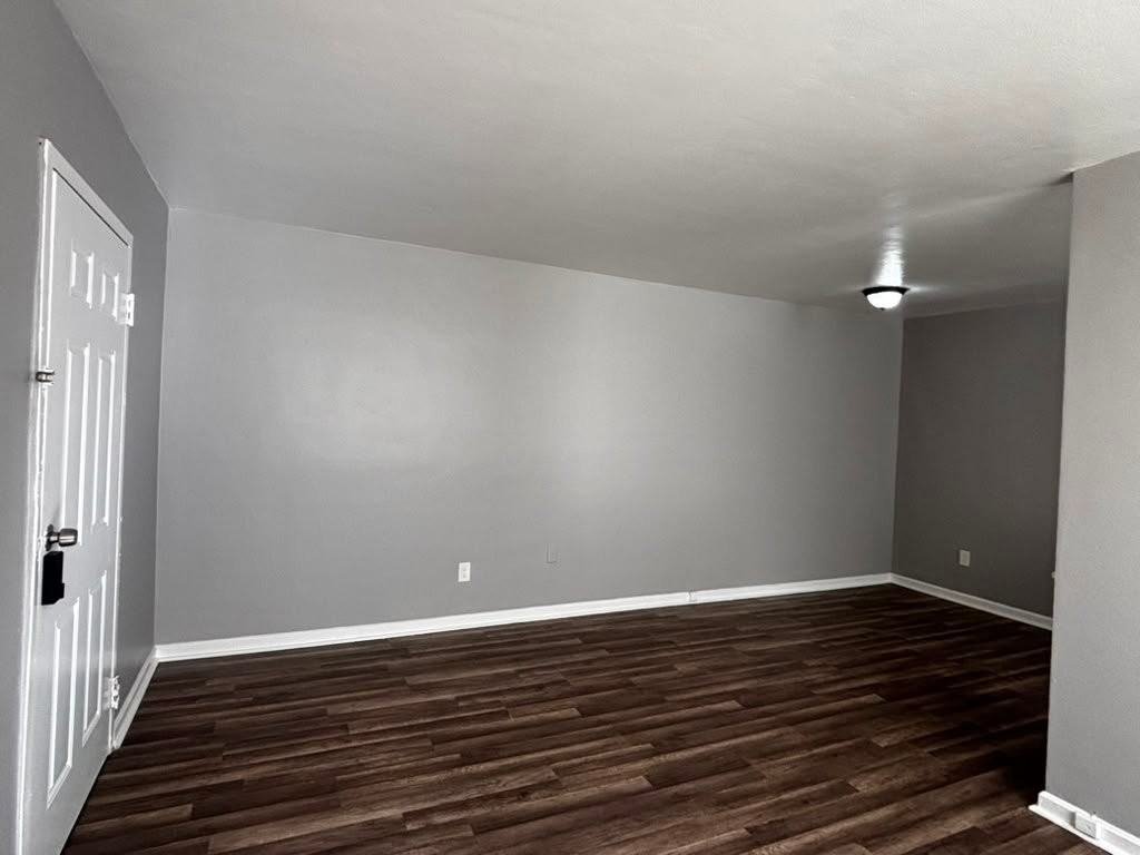 13955, Superior Road #102 - Photo 3 of 8