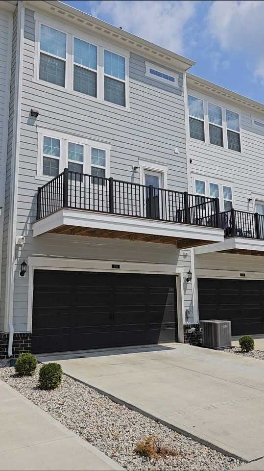 1728 Blenker Dr - Photo 2 of 15