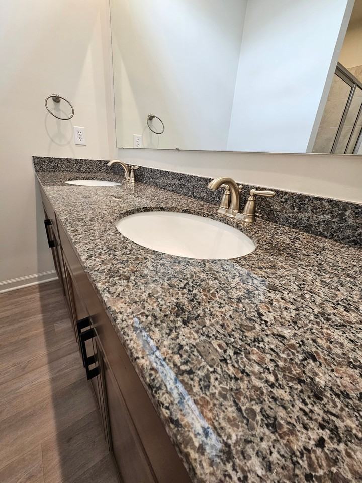 1728 Blenker Dr - Photo 7 of 15