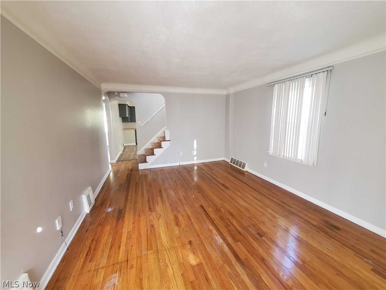 4287 E 162nd St - Photo 5 of 20