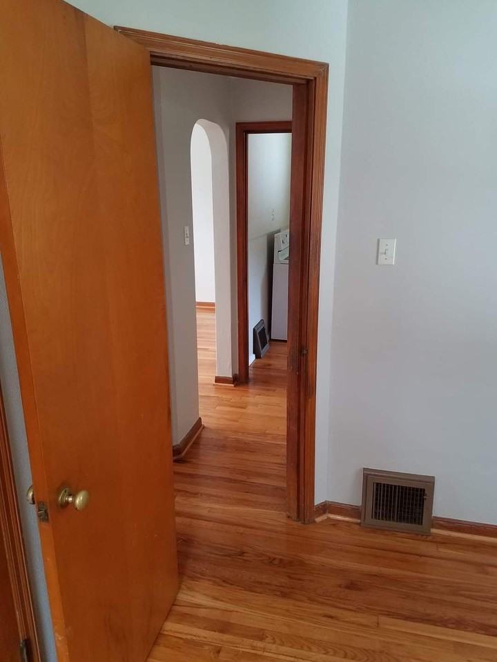 88 S Laclede Station Rd - Photo 5 of 9