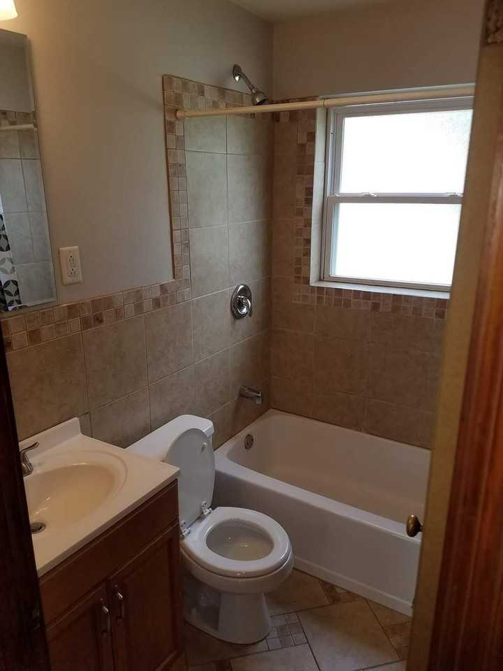 88 S Laclede Station Rd - Photo 7 of 9