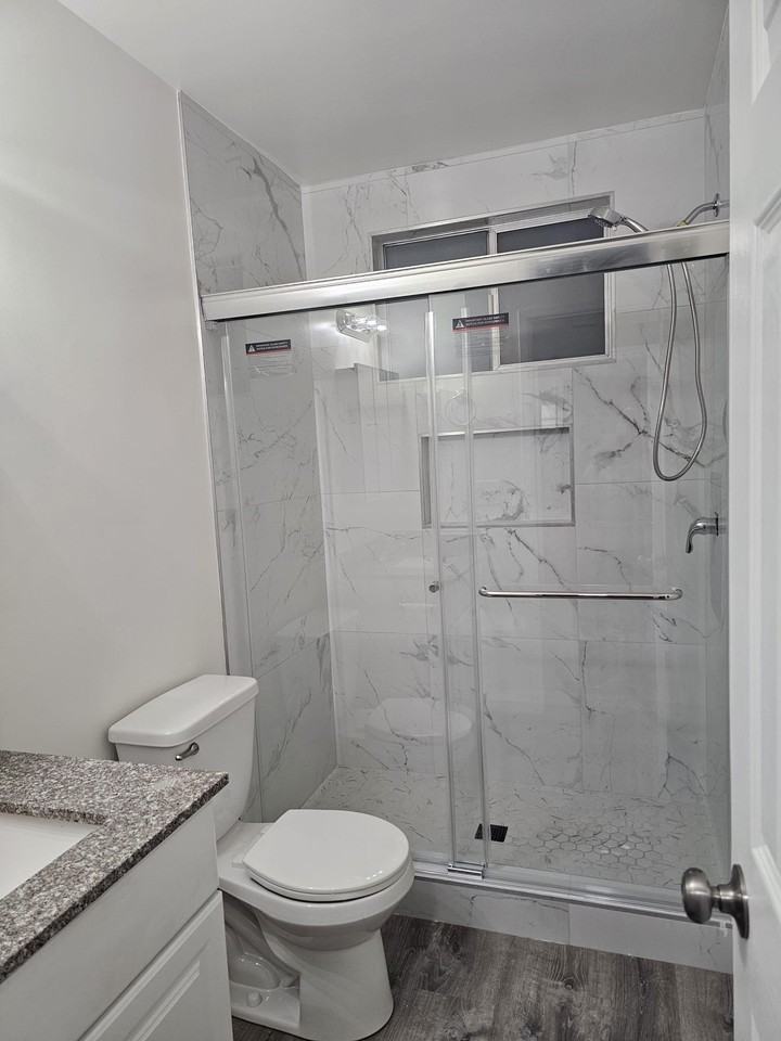 5430 Corteen Pl #4 - Photo 6 of 16