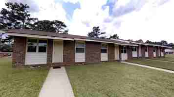 featured image of 245 Crabapple Cir #116