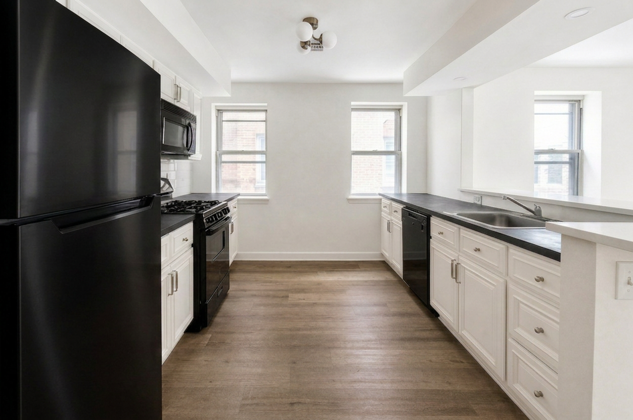 Walnut Court Apartments - Photo 5 of 19