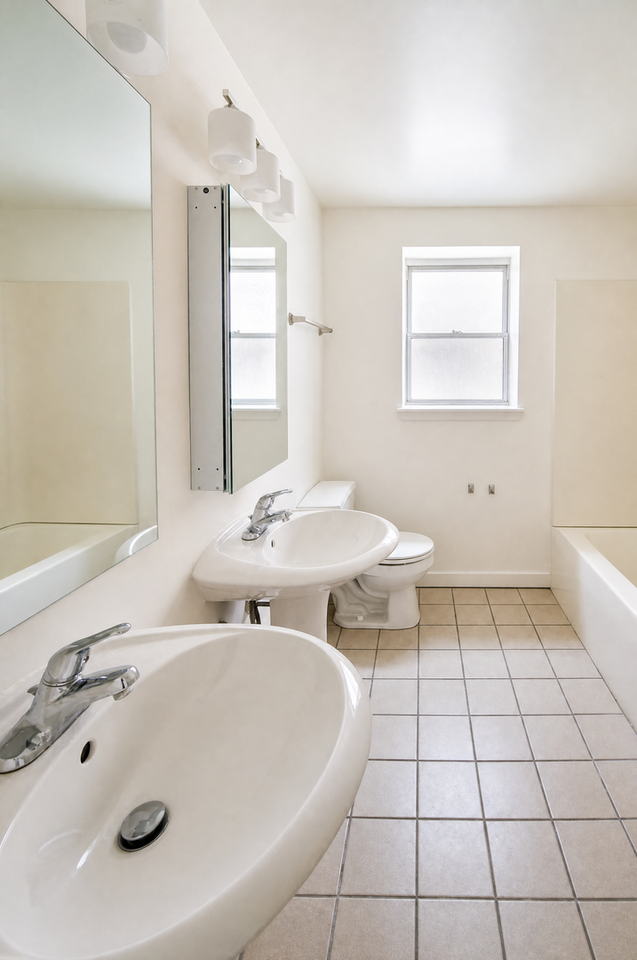Walnut Court Apartments - Photo 6 of 19