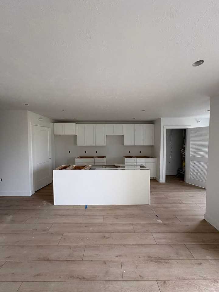 Worthington Apartments - Photo 2 of 14