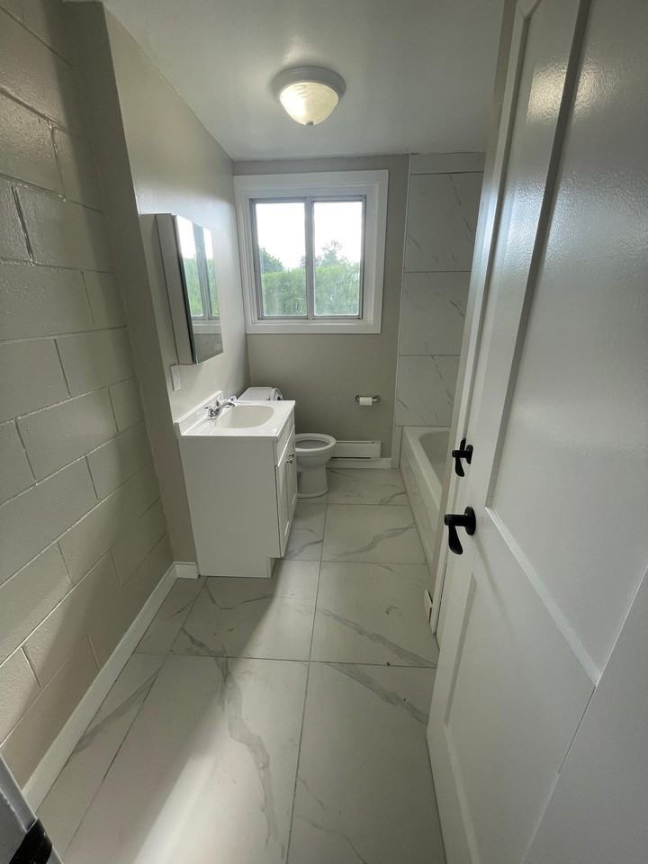 75 North Front Street - Photo 6 of 6