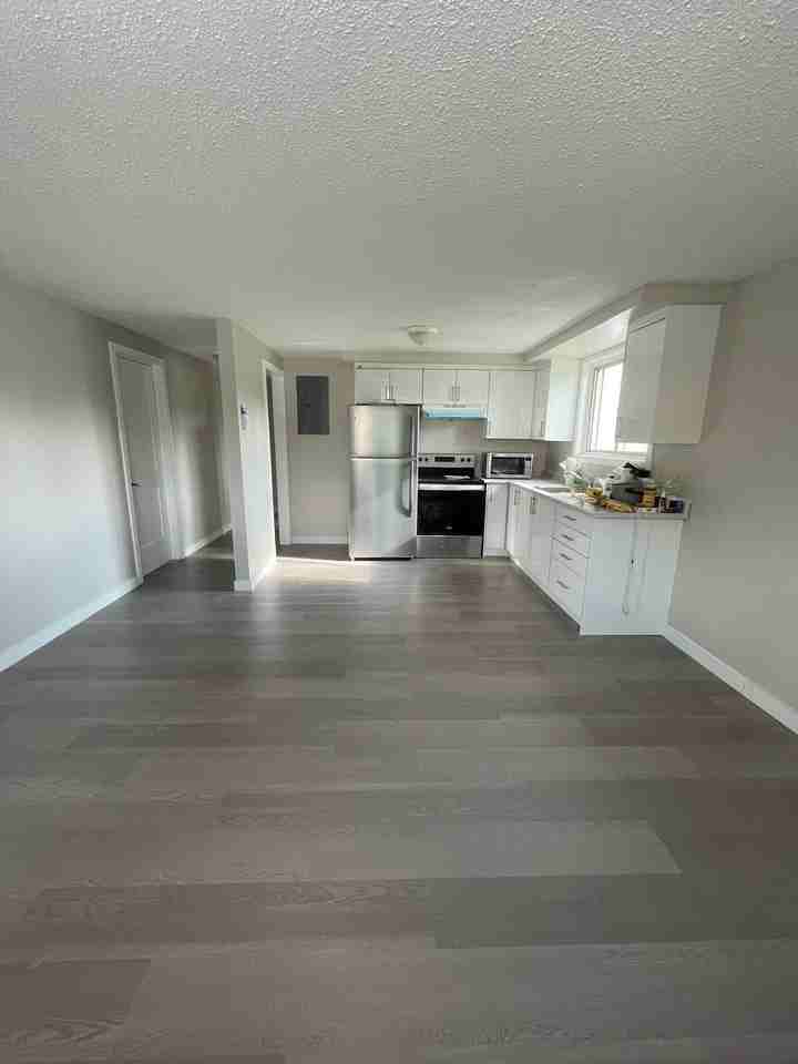 75 North Front Street - Photo 2 of 6