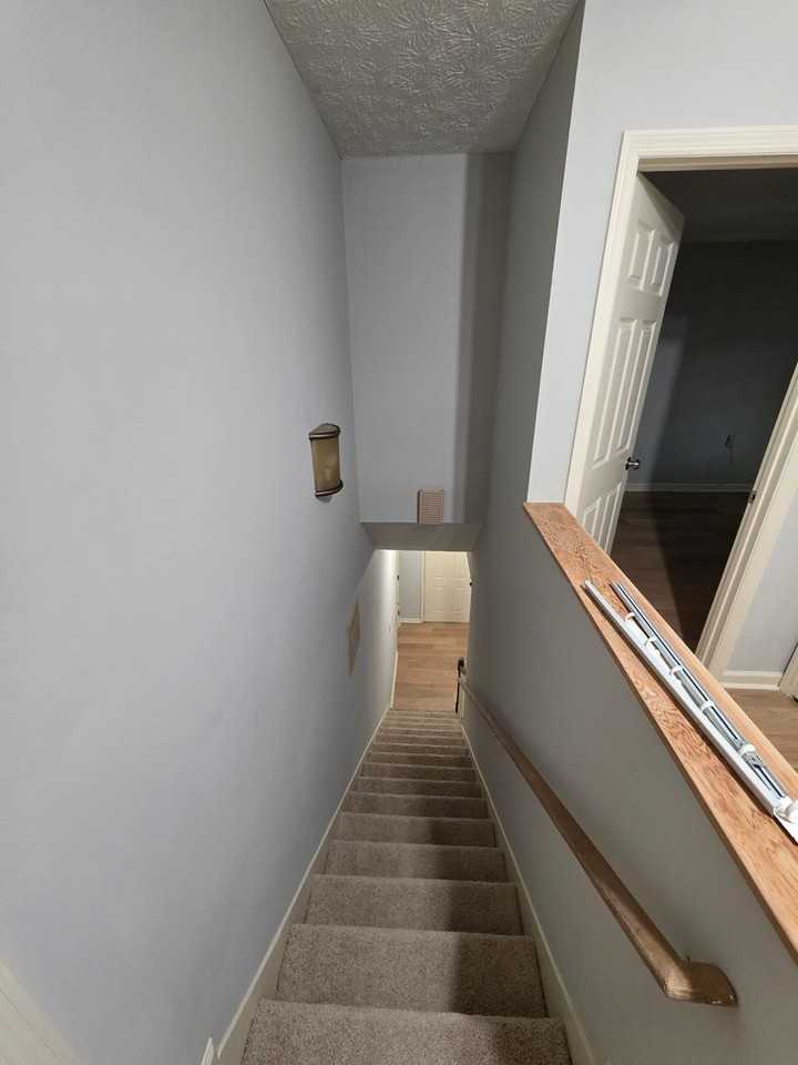 9325 George Williams Rd - Photo 6 of 35