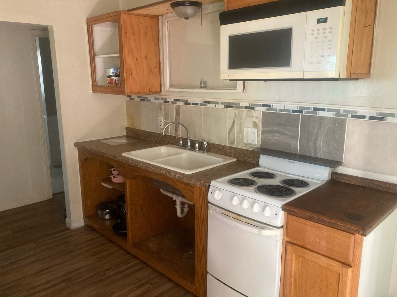 20356 Stardust Way #B - Photo 4 of 12