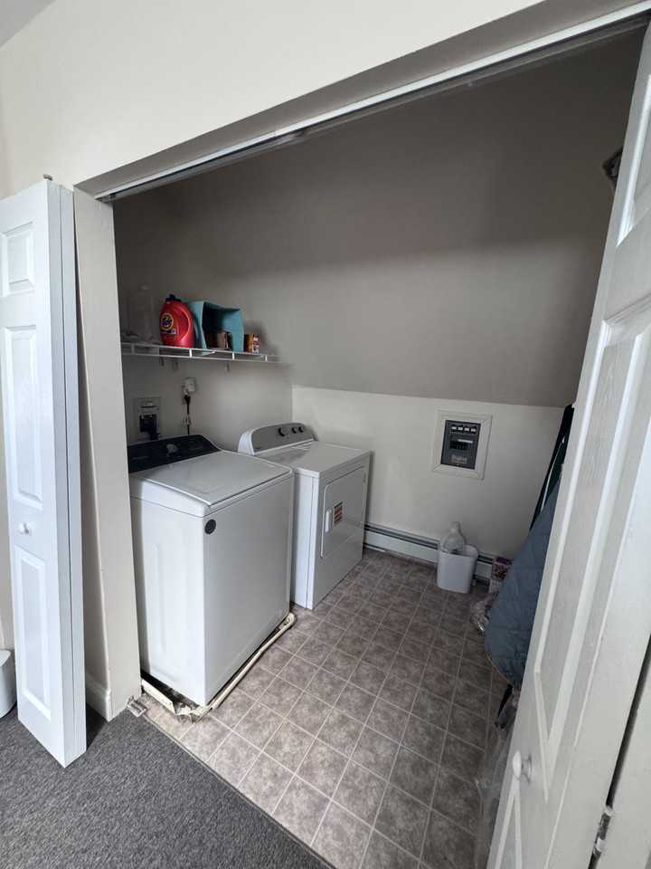 113 Ivy St - Photo 3 of 10