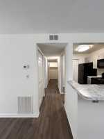 featured image of 1085 Fords Pointe Cir #1085
