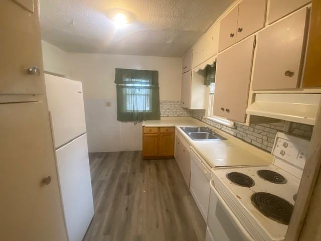 506 7th Ave S #NA - Photo 4 of 9