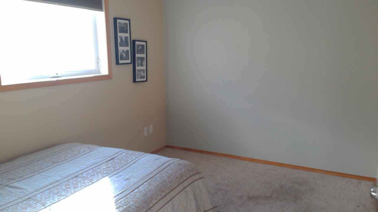 45 Blackfoot Crescent W - Photo 3 of 21