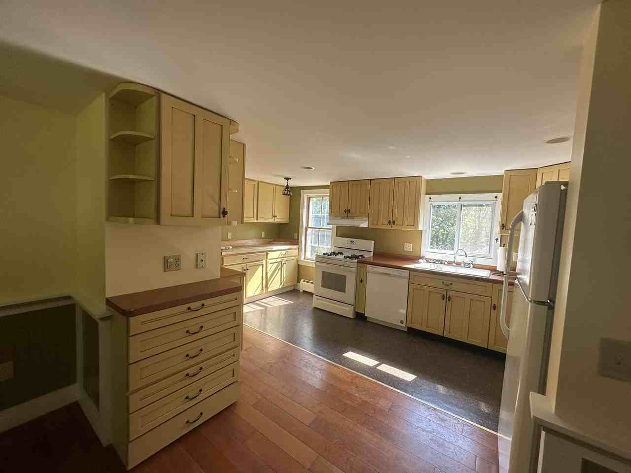 560 S East St #NA - Photo 5 of 19