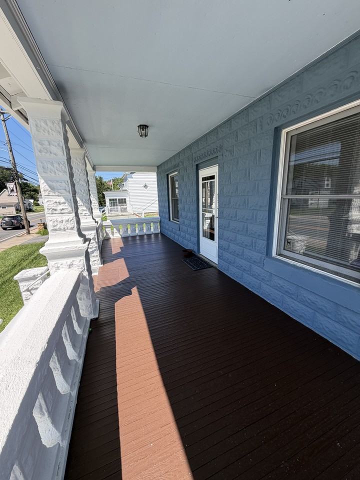 135 Main St #NA - Photo 2 of 13