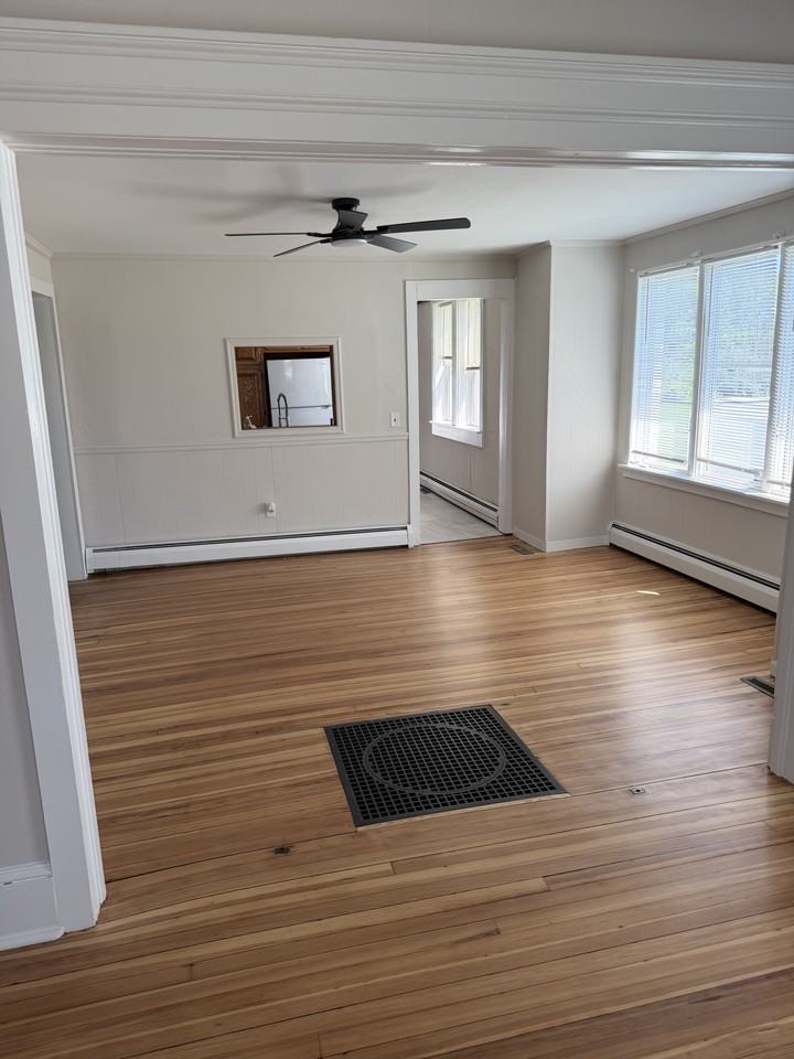 135 Main St #NA - Photo 5 of 13