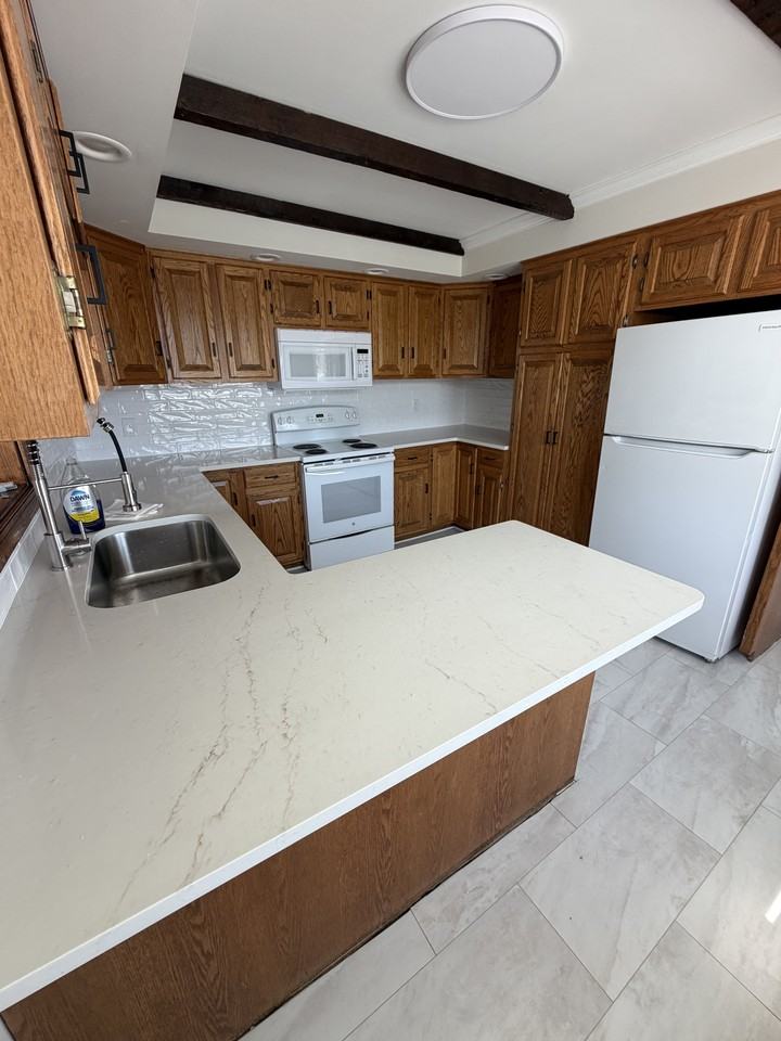135 Main St #NA - Photo 6 of 13