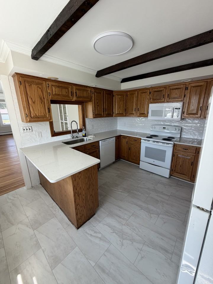 135 Main St #NA - Photo 7 of 13