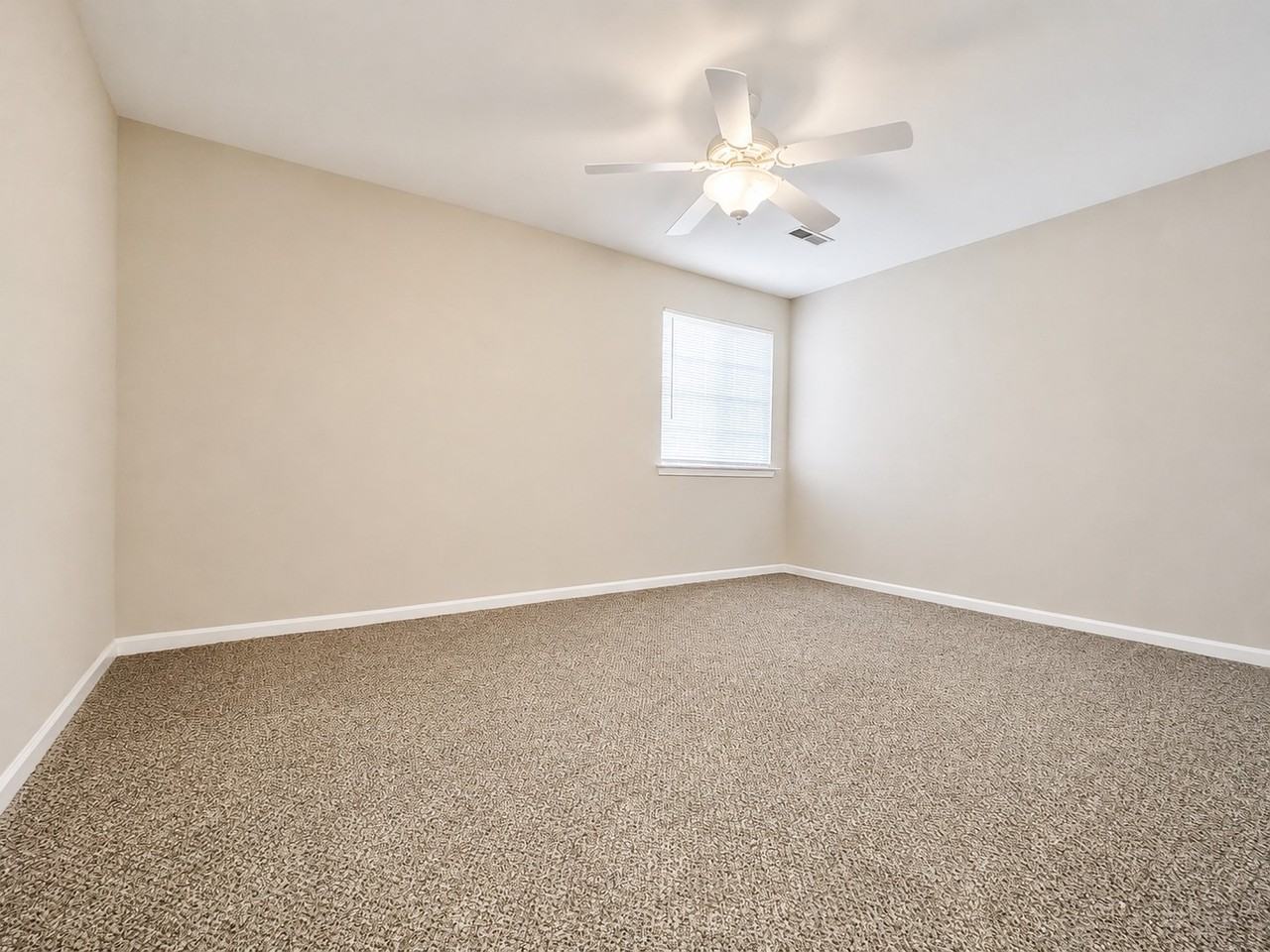 100 Gethings Cir #340 - Photo 7 of 11