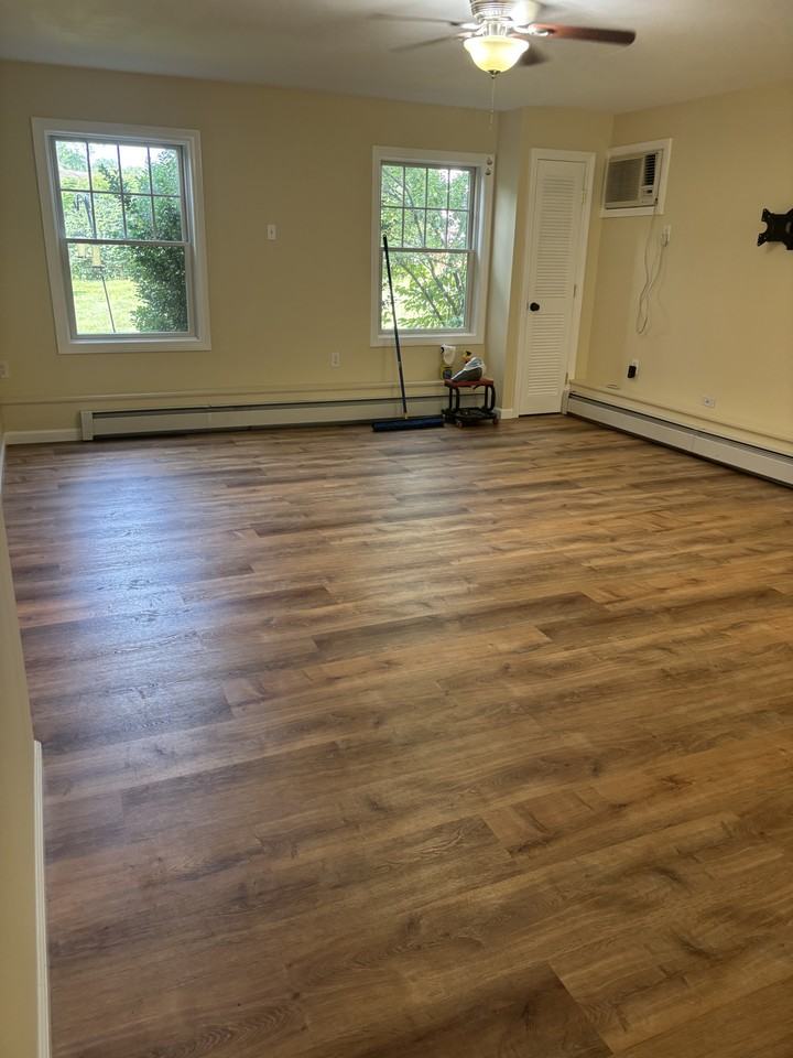 19 Sanford Ave - Photo 3 of 9