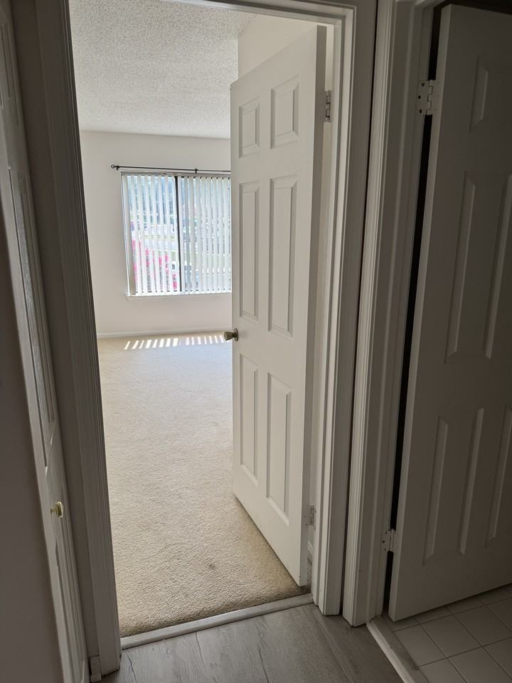 9564 Cannoneer Ct #304 - Photo 2 of 10
