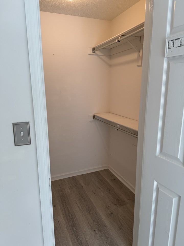 9564 Cannoneer Ct #304 - Photo 6 of 10