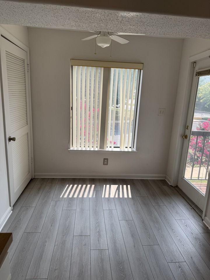 9564 Cannoneer Ct #304 - Photo 7 of 10
