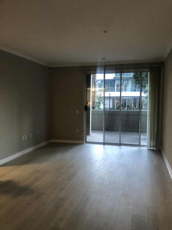 9253 Regents Rd #A111 - Photo 3 of 19