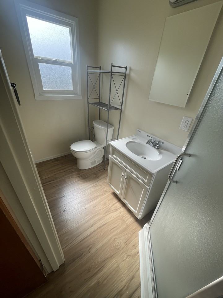 3504 California St #NA - Photo 7 of 16