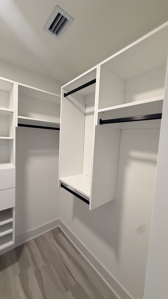 2335 Ne 186th St #000 - Photo 4 of 15