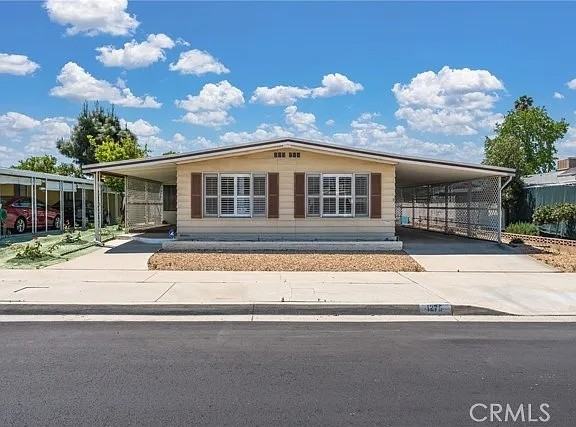 1275 W Johnston Ave #NA - Photo 2 of 20