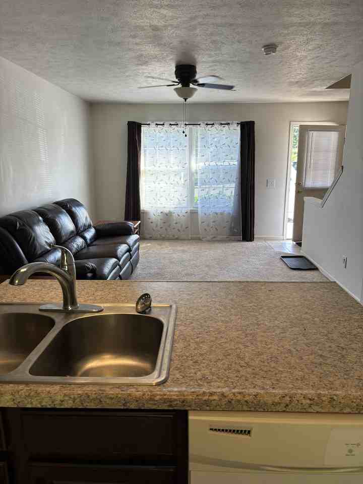 248 S High St #6 - Photo 3 of 9