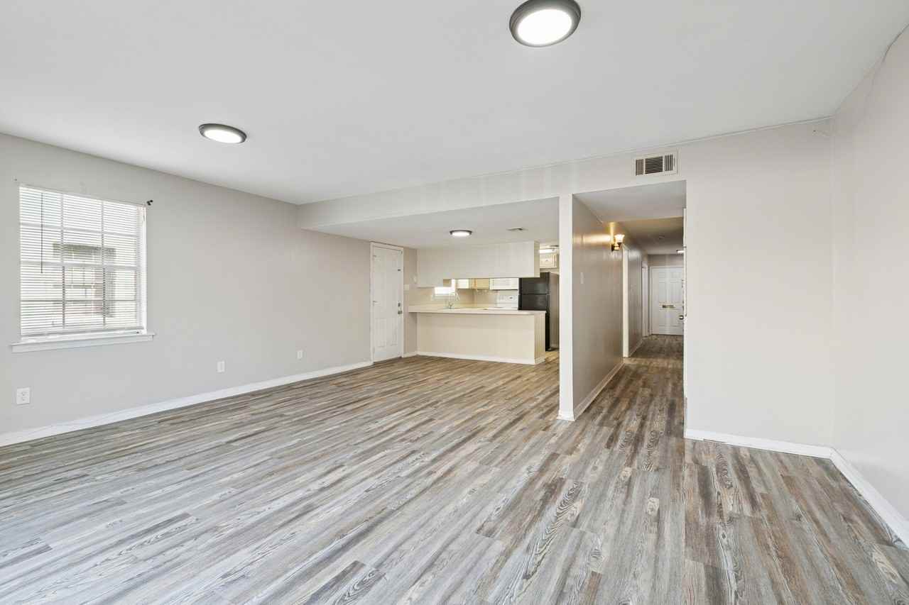 Georgetown Dr #4008 - Photo 6 of 17