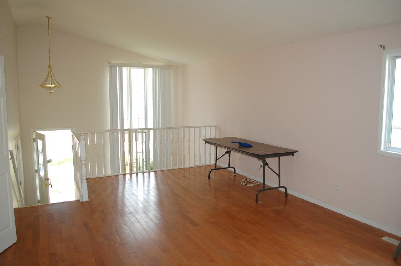 234 Fleming Dr - Photo 2 of 7