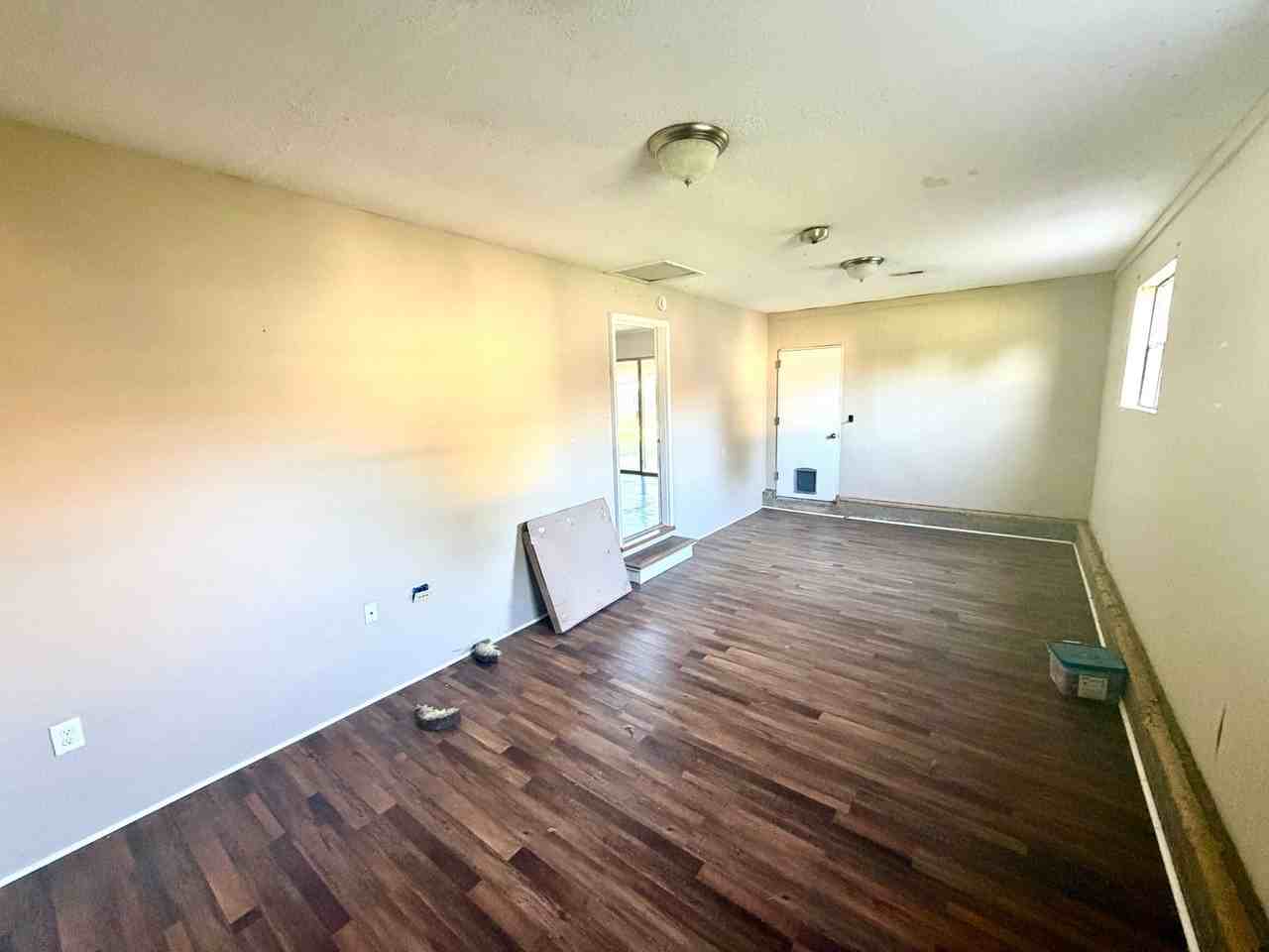 7225 Deville Way - Photo 5 of 19