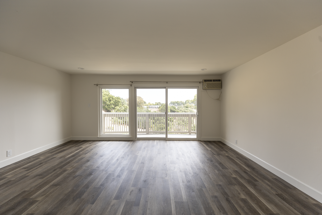 409 Portofino Drive - Photo 3 of 55