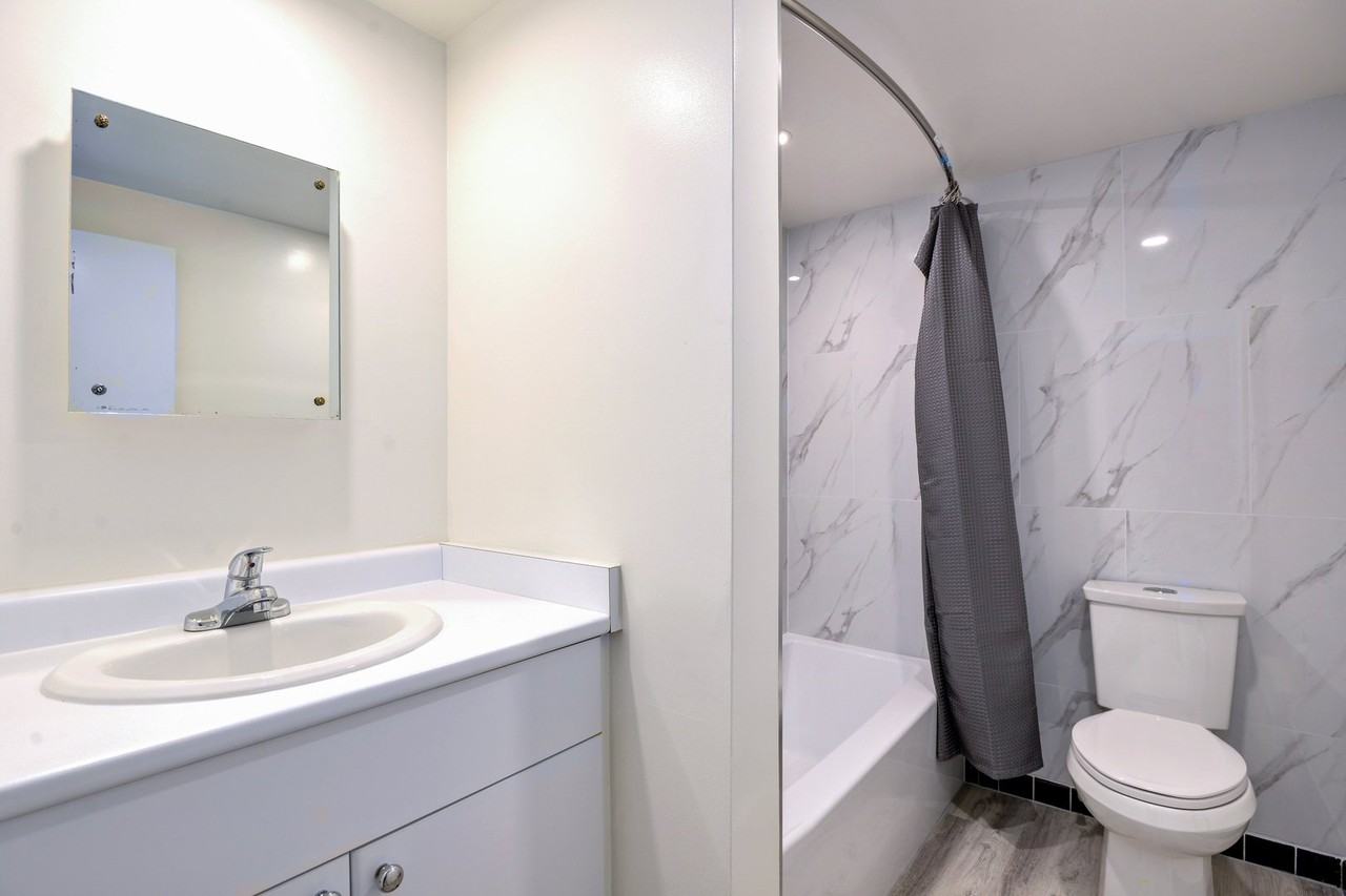 4326 West 10th Ave - Photo 5 of 12