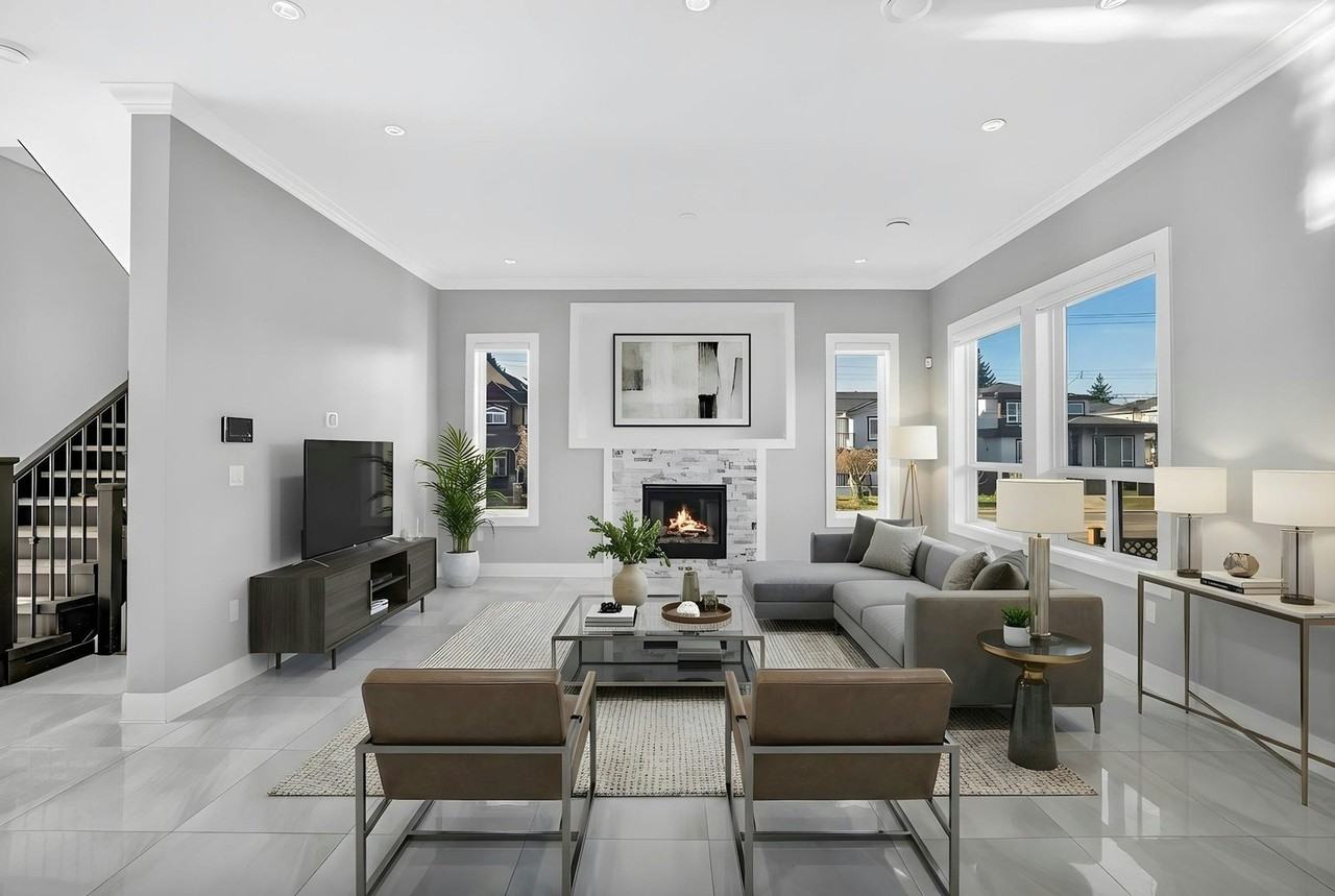 18407 59a Ave