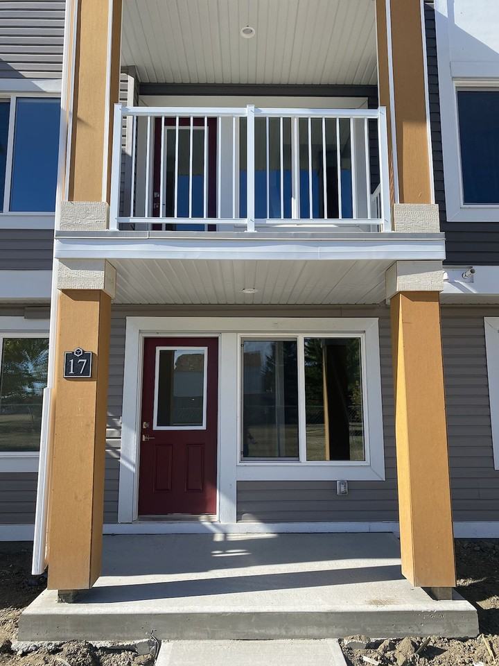 4137 - 4137 76 St Nw - Photo 2 of 34