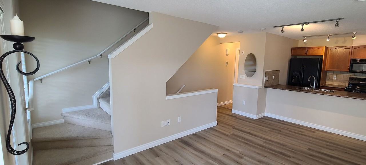 246 Mckenzie Towne Lane Se - Photo 6 of 37
