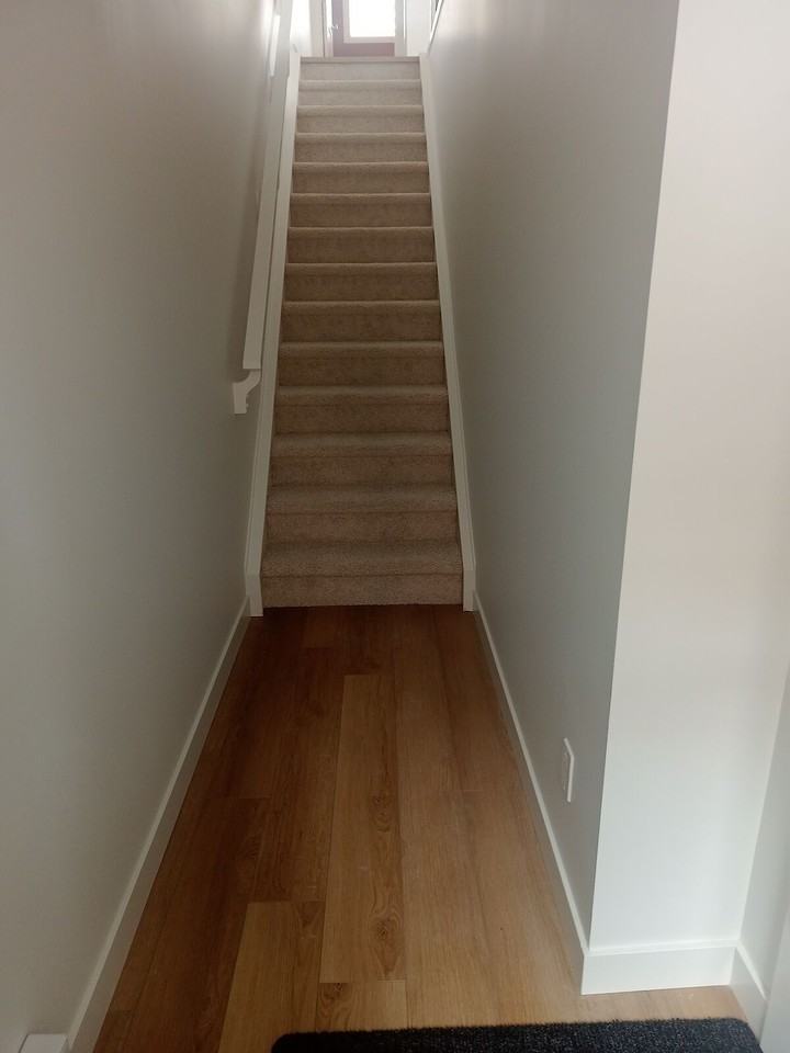 550 - 550 Seton Circle Southeast - Photo 3 of 25