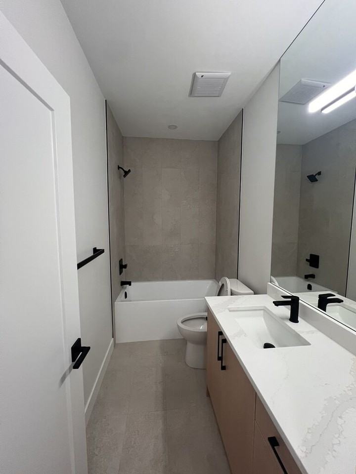 2207 26a St Sw - Photo 6 of 7