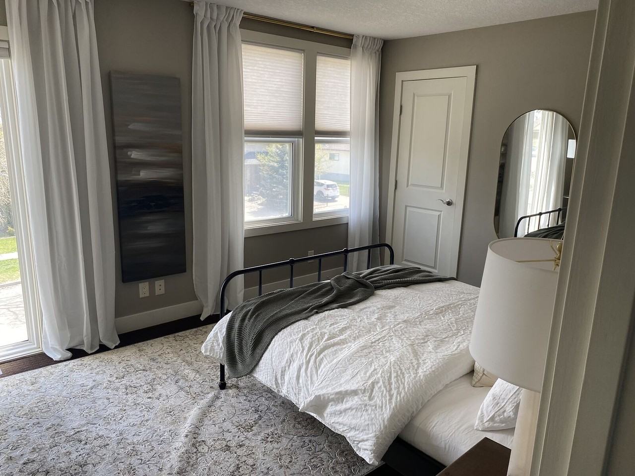 1205 Bellevue Ave Se - Photo 5 of 10