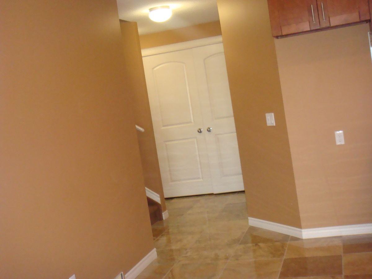 268 Kingston Way Se ##Se - Photo 7 of 11