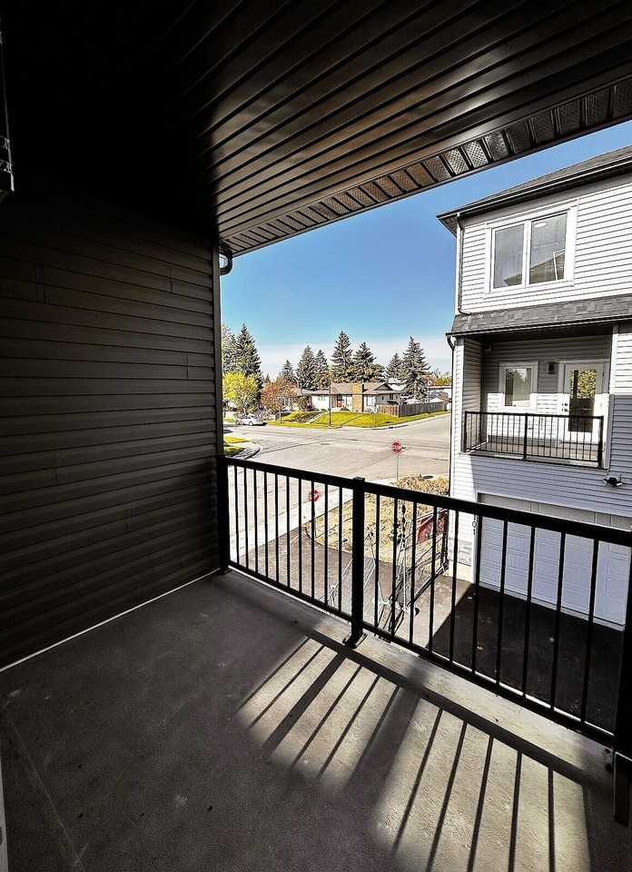 6510 Rundlehorn Dr Ne - Photo 3 of 16